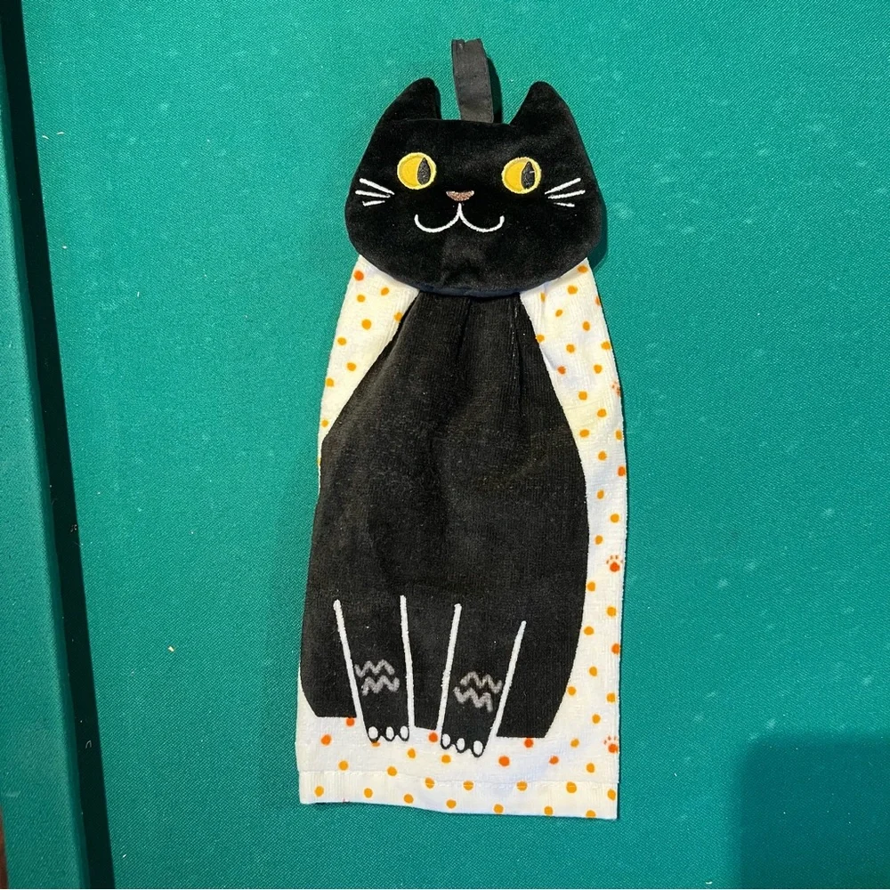 Black Cat Hanging Kitchen Towel is BRAND NEW !